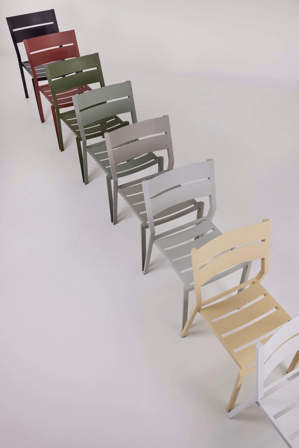 Delia spisestol  Light Grey