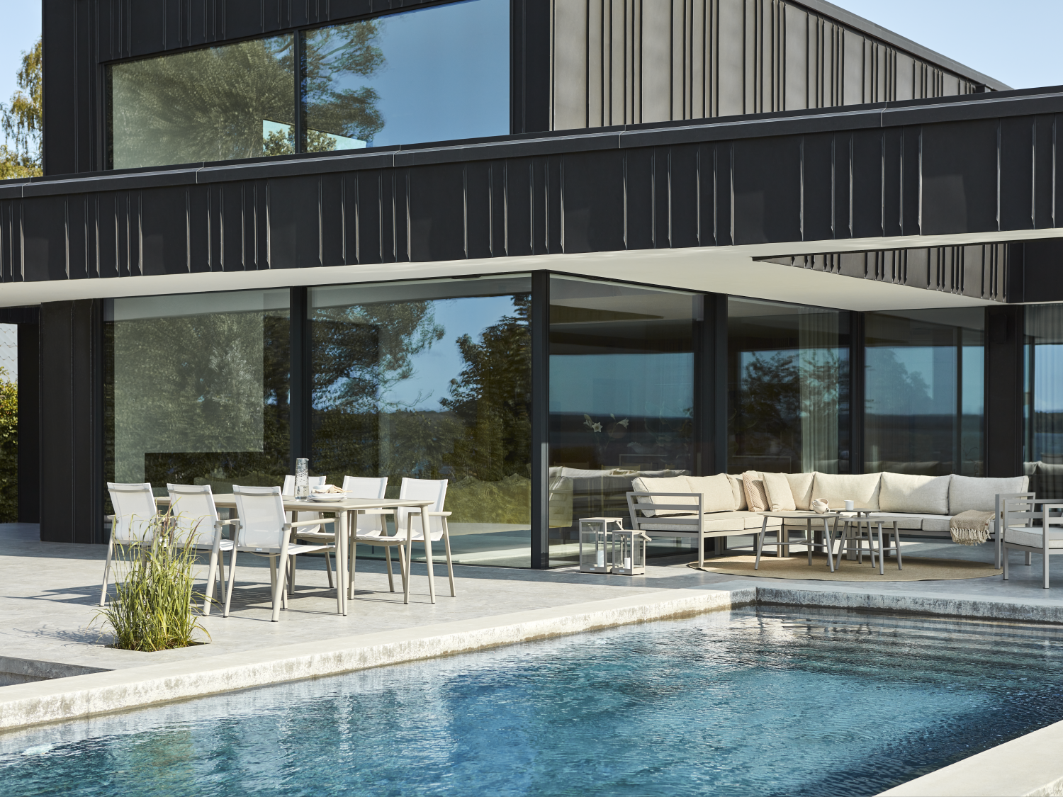 Delia stol med armlener Khaki/Off-white