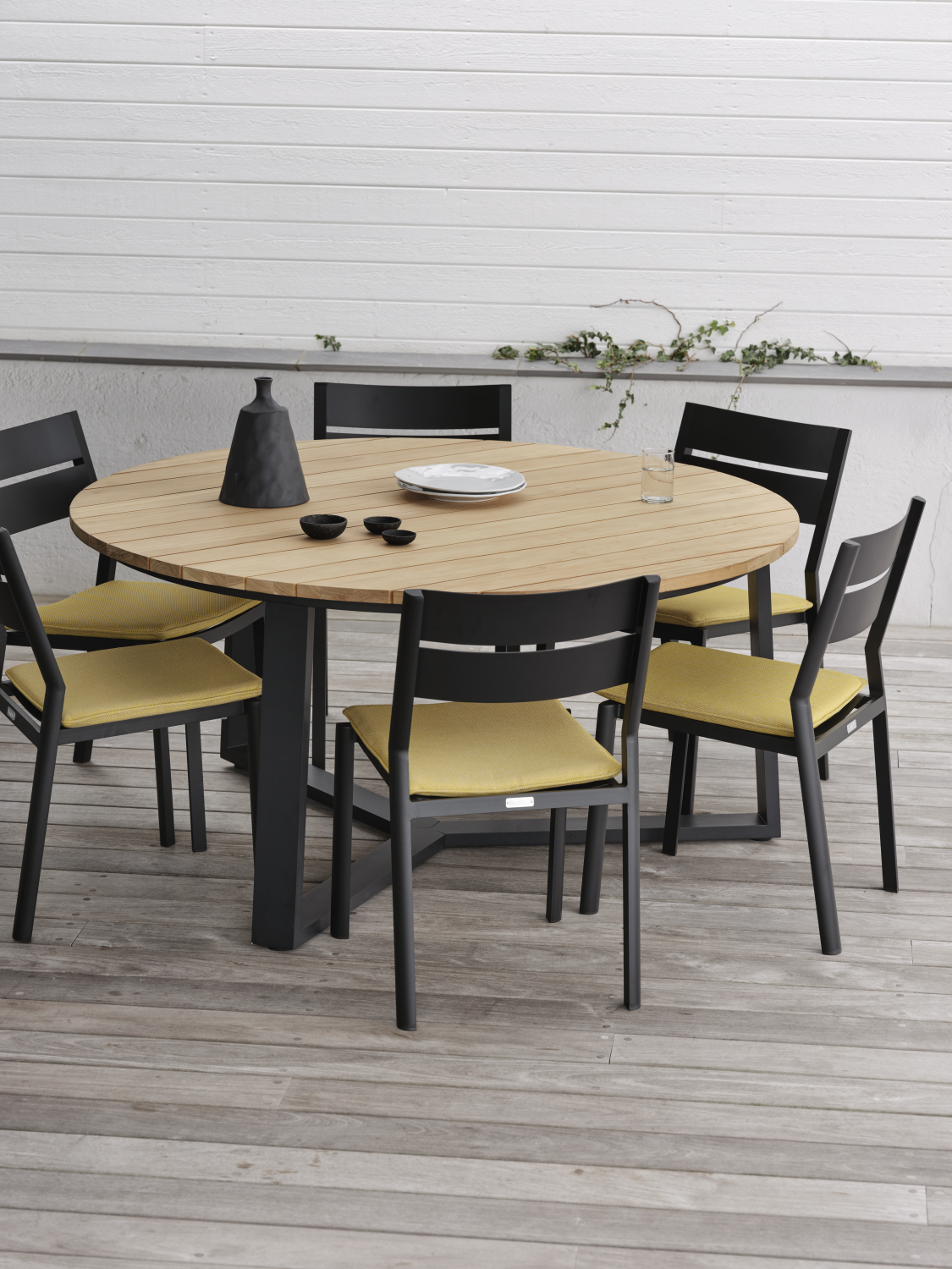 Delia spisestol  Svart