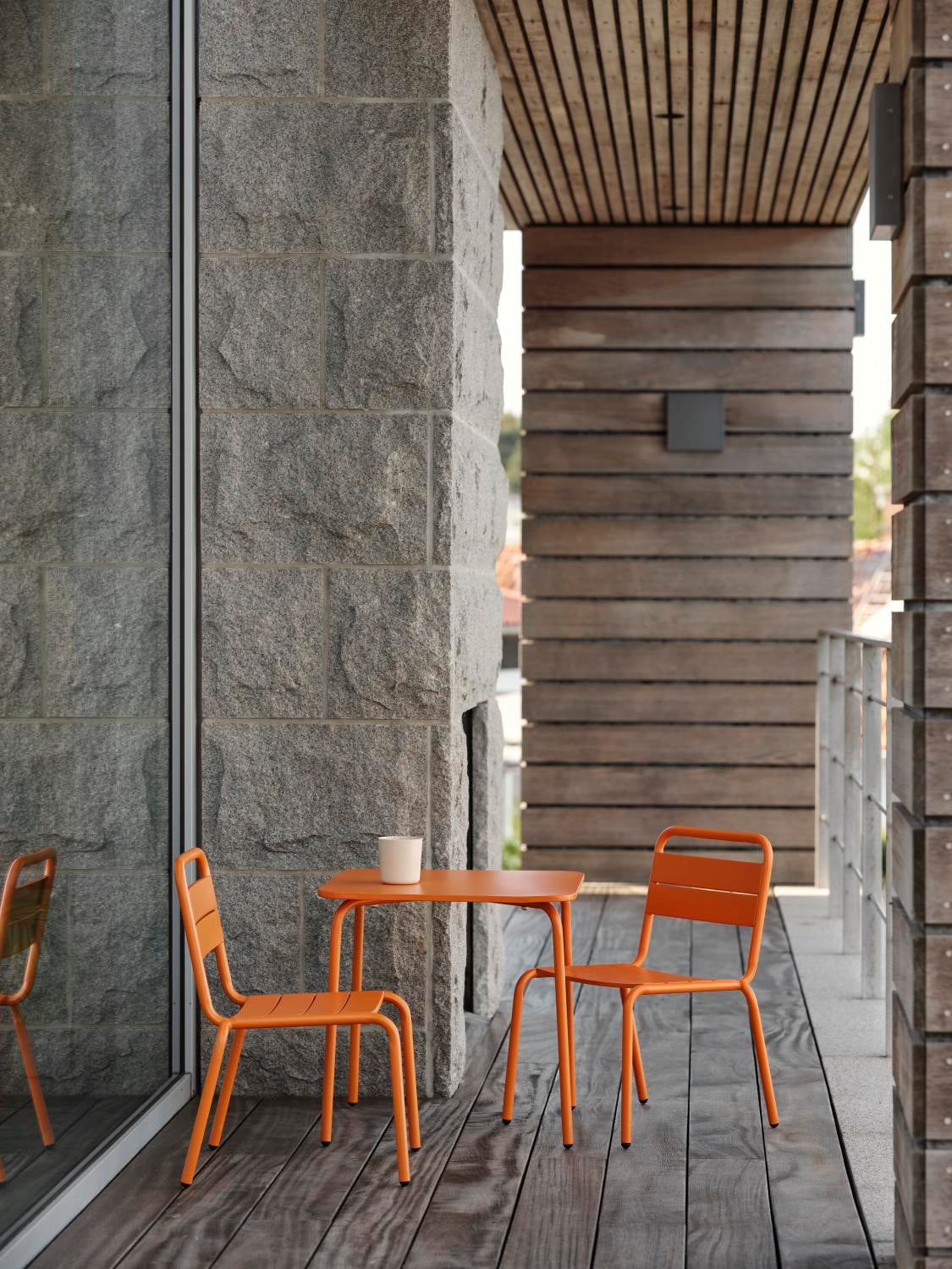 Nera barnebord Orange