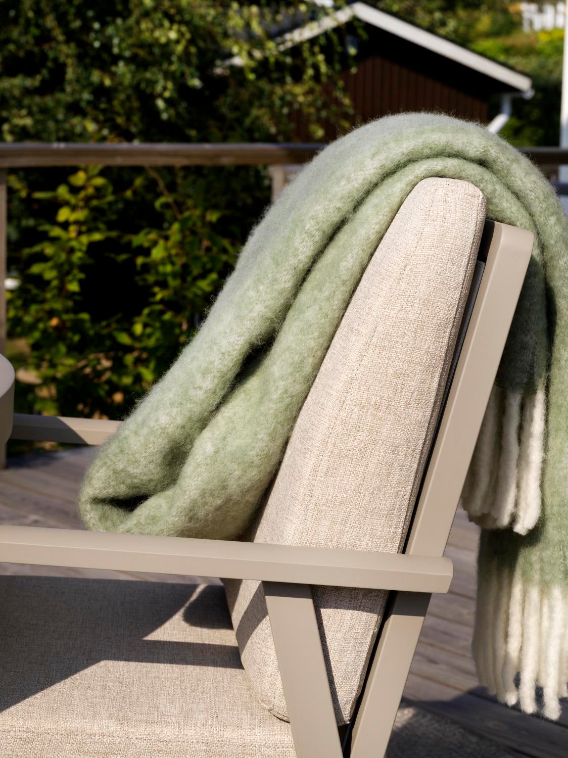 Samvaro stol med armlener Khaki/Sand