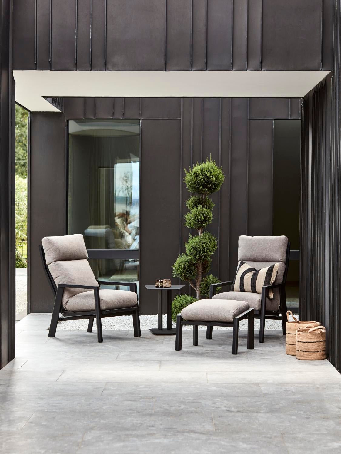 Slide sidebord Svart