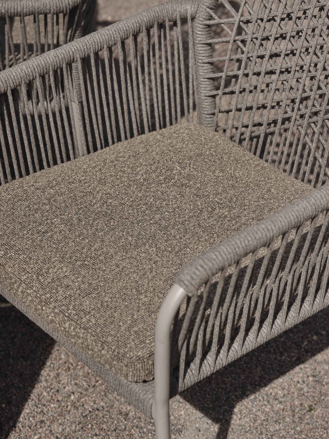 Vira stol med armlener Mud Brown/Khaki