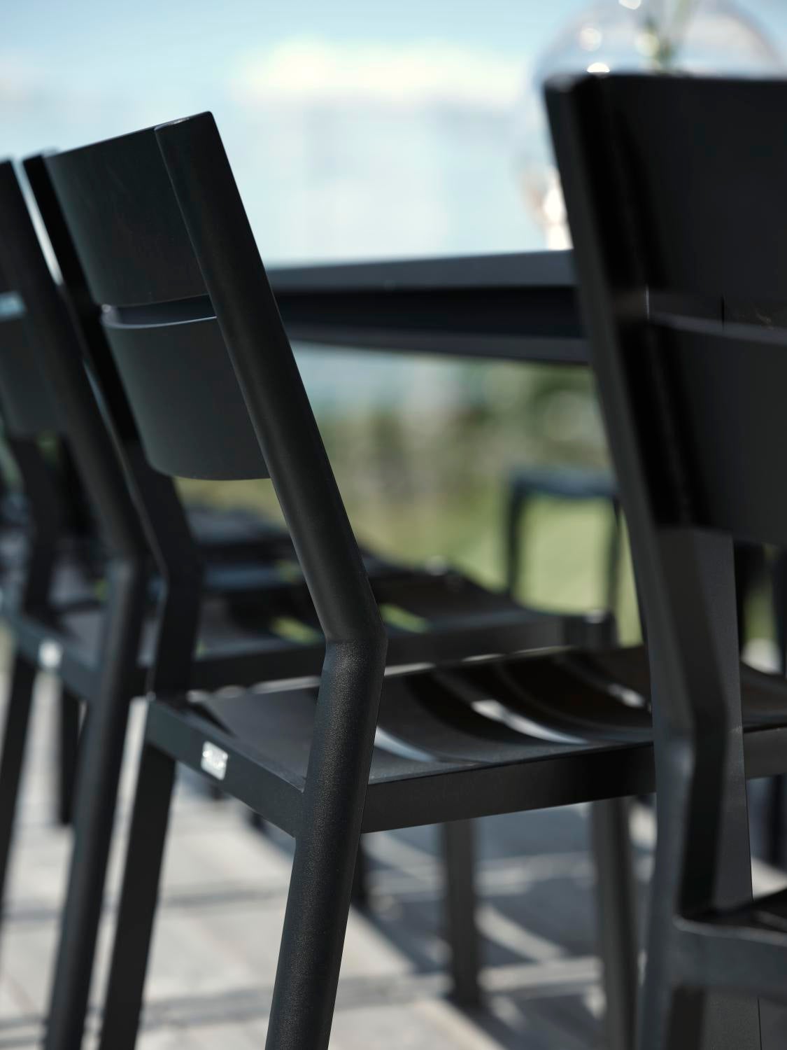 Delia spisestol  Svart