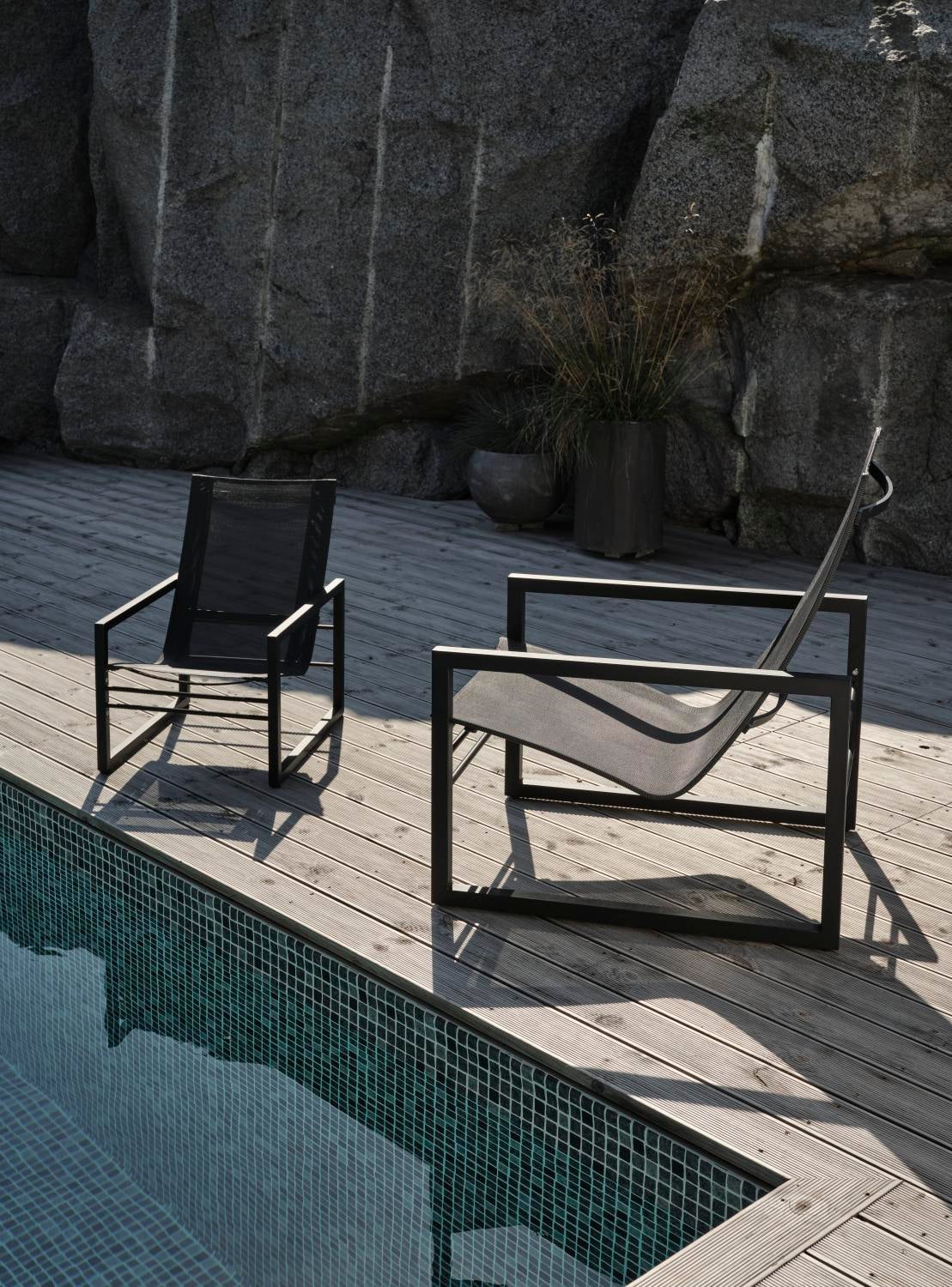 Vevi barnestol Svart/Antracit