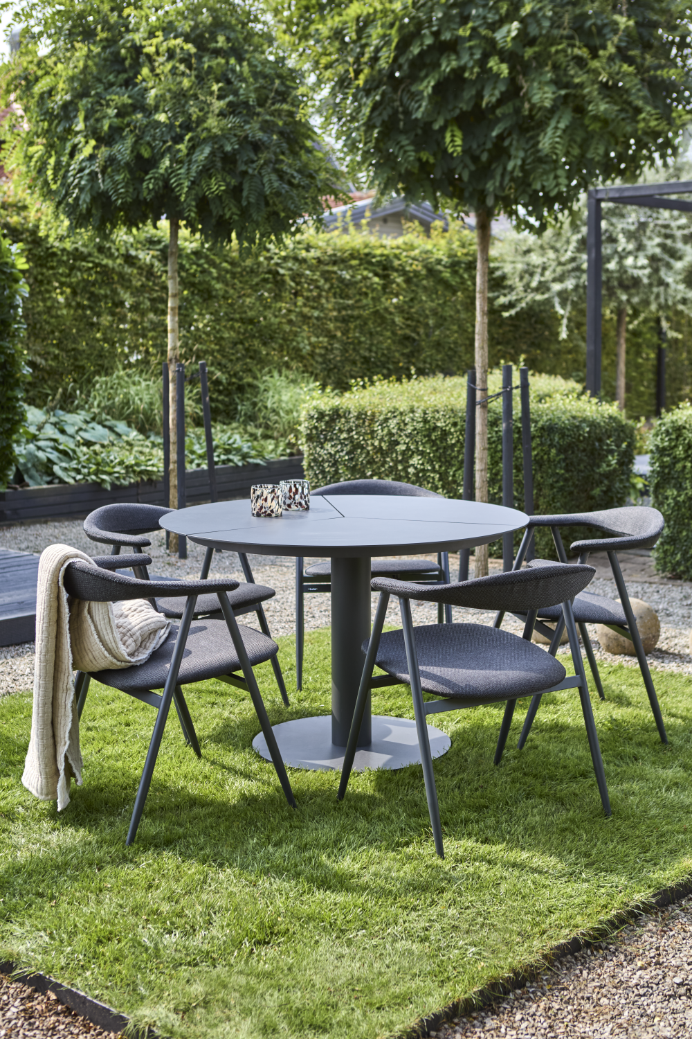 Boi stol med armlener Anthracite/Black Barley