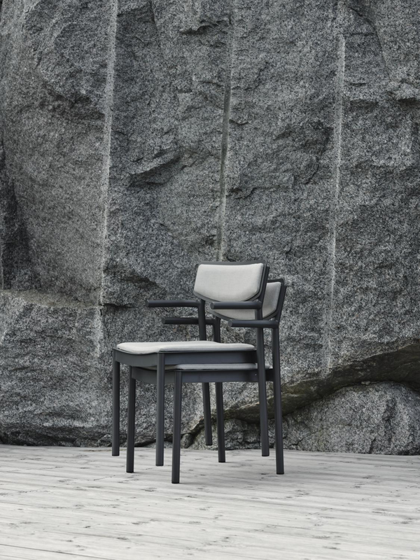 Gusty stol med armlener Antracit/ash