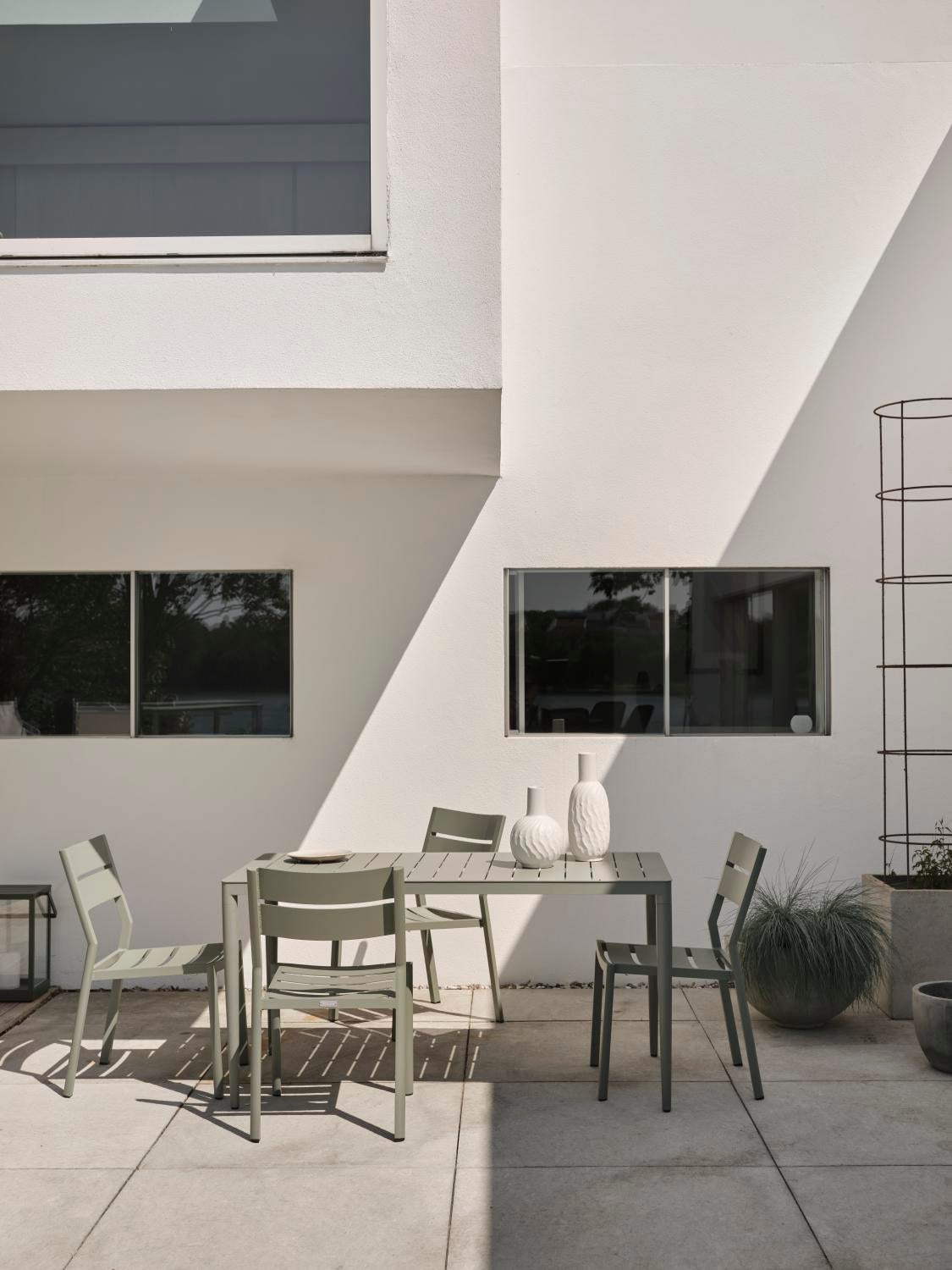 Delia spisestol  Dusty Green