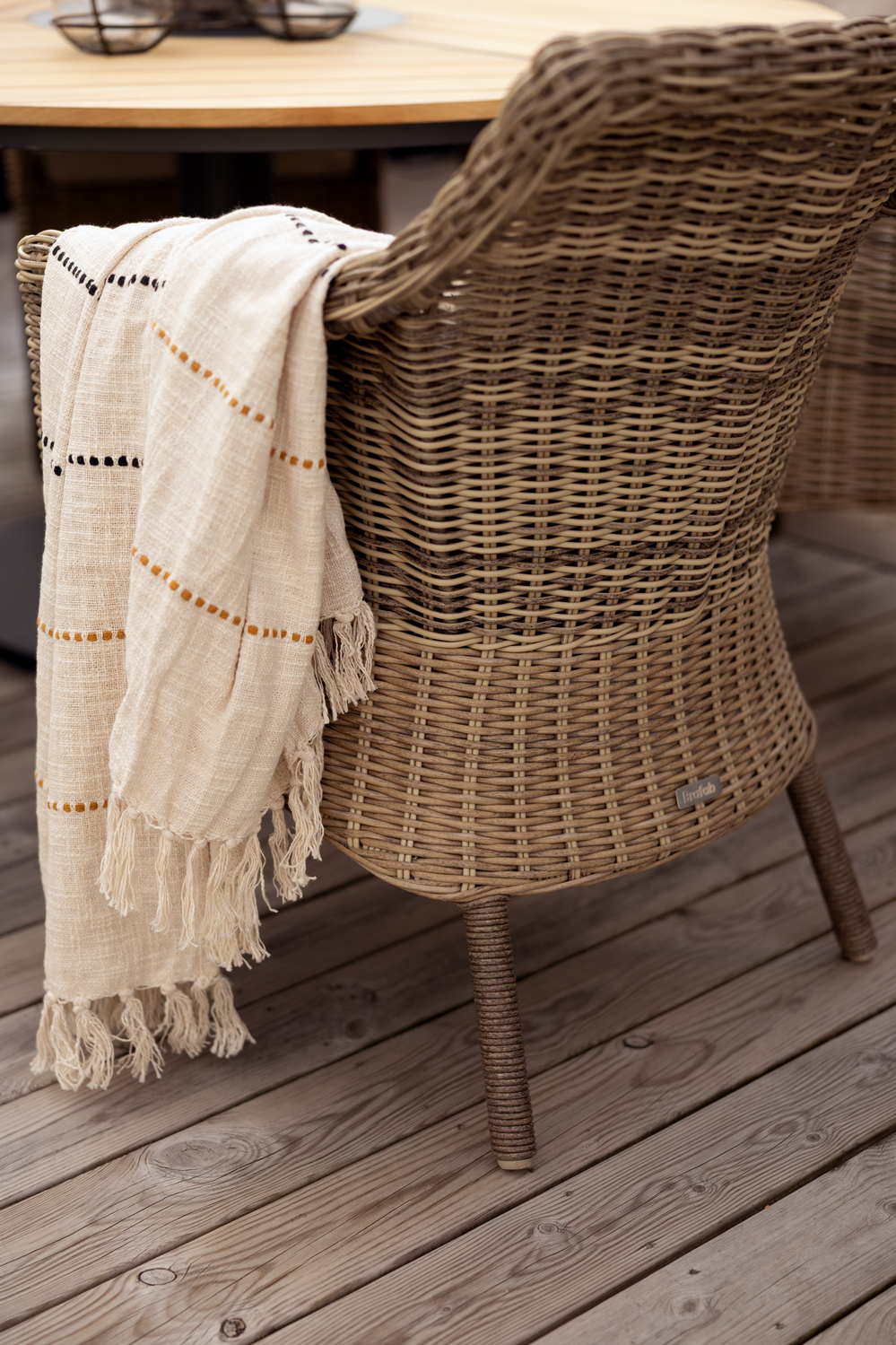 Lenora stol med armlener Rustic/Sand