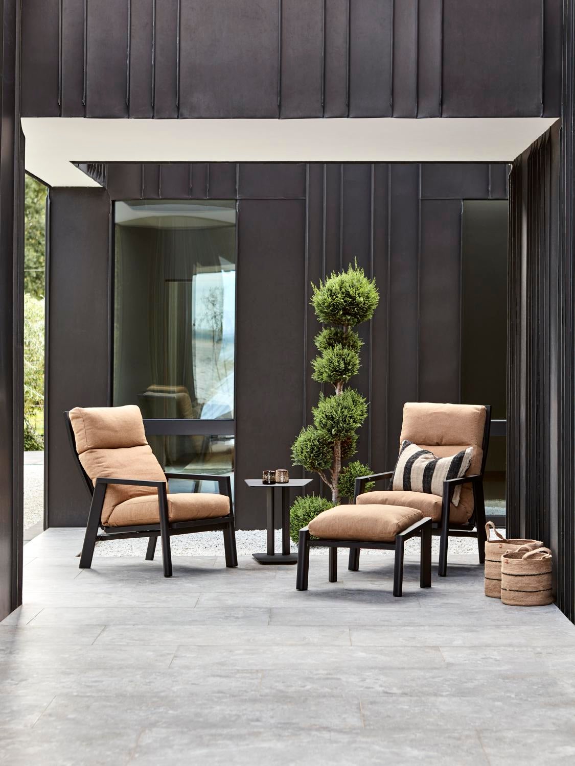 Slide sidebord Svart