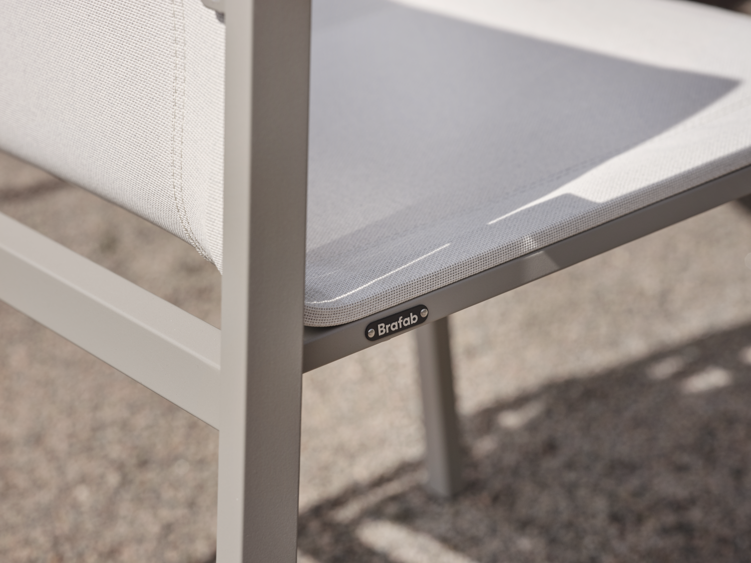 Comfy stol med armlener Khaki/Off-white