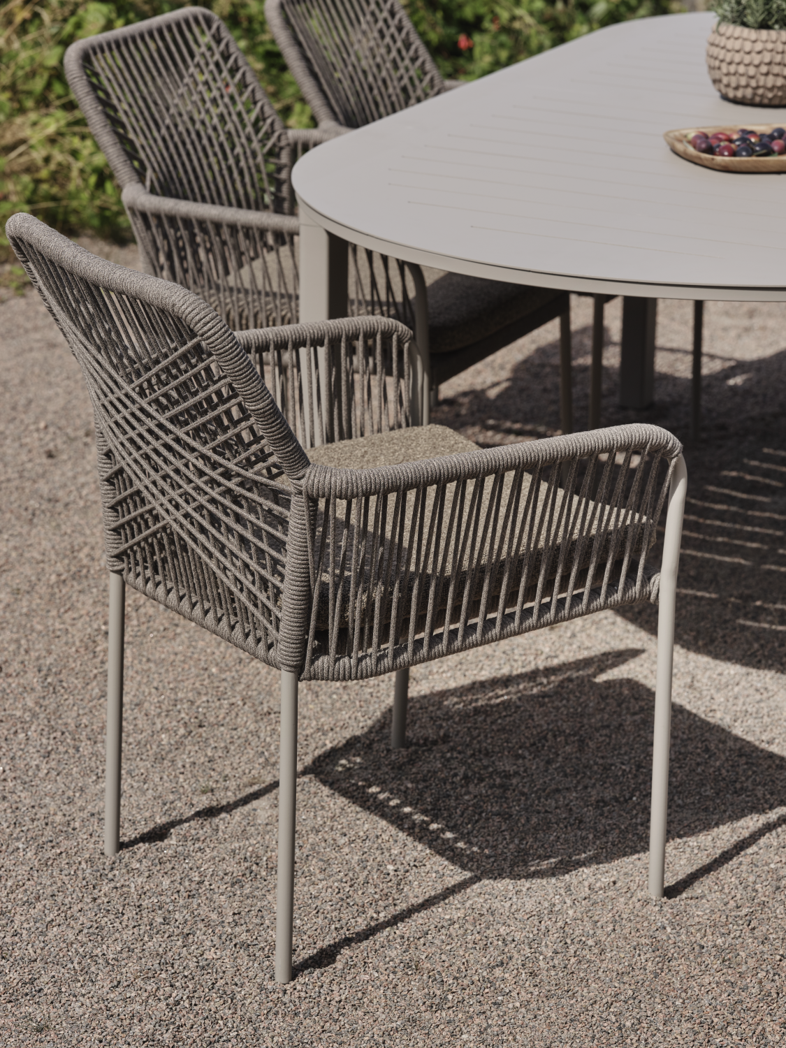 Vira stol med armlener Mud Brown/Khaki