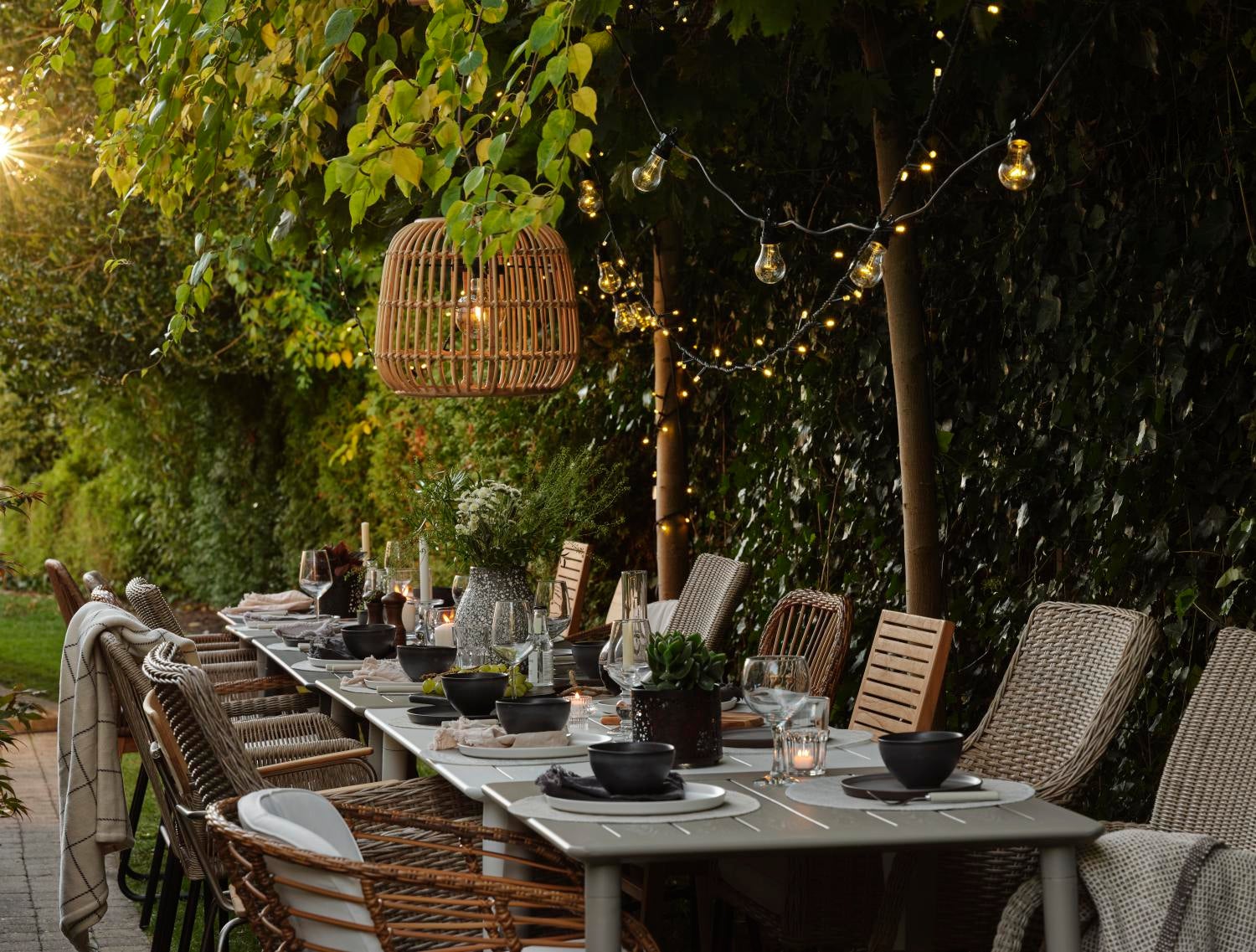 Nimes spisebord Khaki