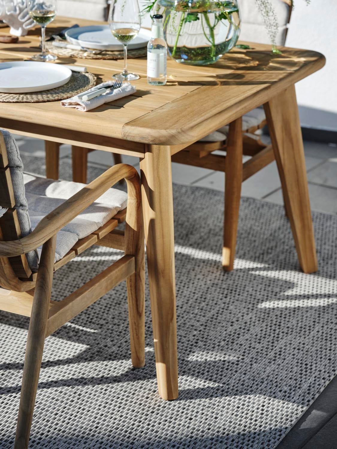 Lilja stol med armlener Natur